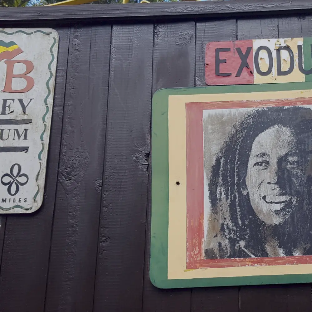 Couverture Guitar Social Club du morceau Three Little Birds - Bob Marley